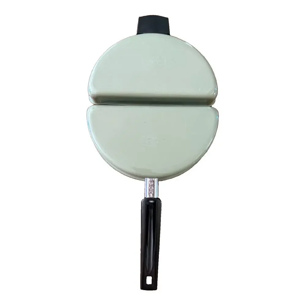 Vintage Bounty by Wear-Ever Hinged Omelette Pan Green Non-Stick USA Made 10”